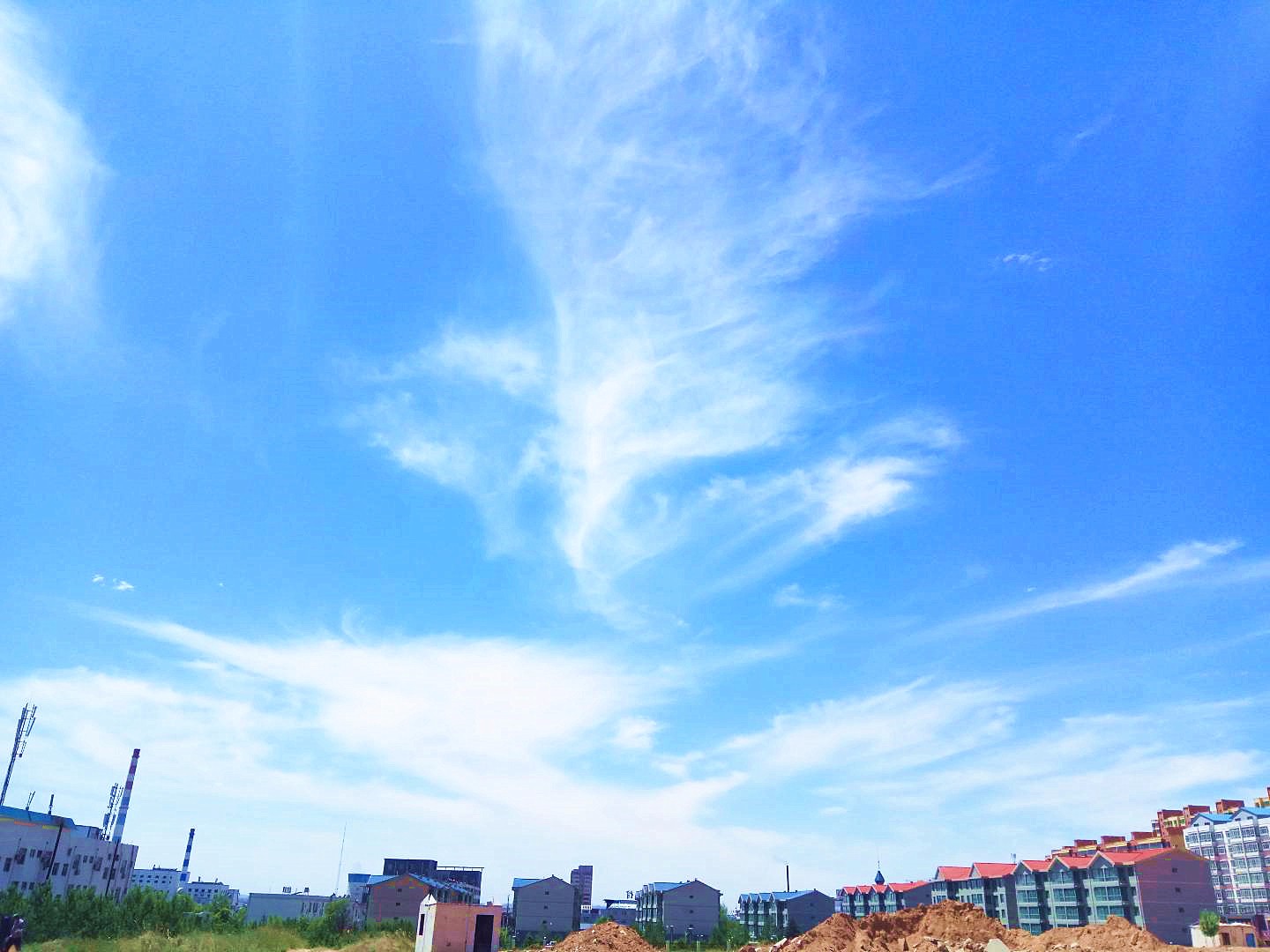 1497841038594924yMLN.jpg 寫(xiě)意云彩.jpg